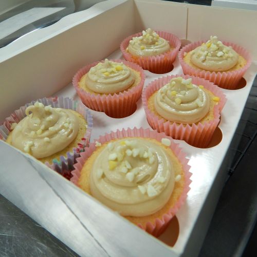 Lime & White Chocolate Cupcakes baked by Lucy from Supergolden Bakes