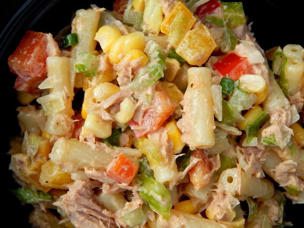 Lunch in style with monbento and Pasta & Tuna Salad
