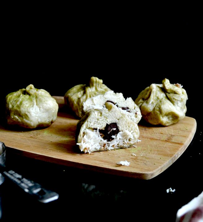 Burmese Steamed Coconut Buns with Matcha