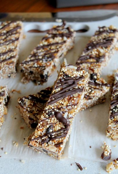 Coconut Almond Quinoa Granola Bars