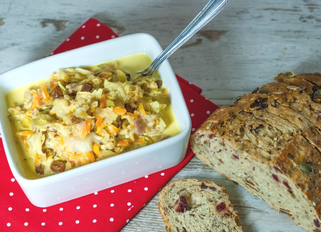Cabbage stewed with carrots, apples and onions with added raisins and bacon to lift the flavours and take them to a new dimension. This recipe is super easy and fairly quick to make; it doesn’t call for any unusual ingredients and it makes a truly delicious meal.