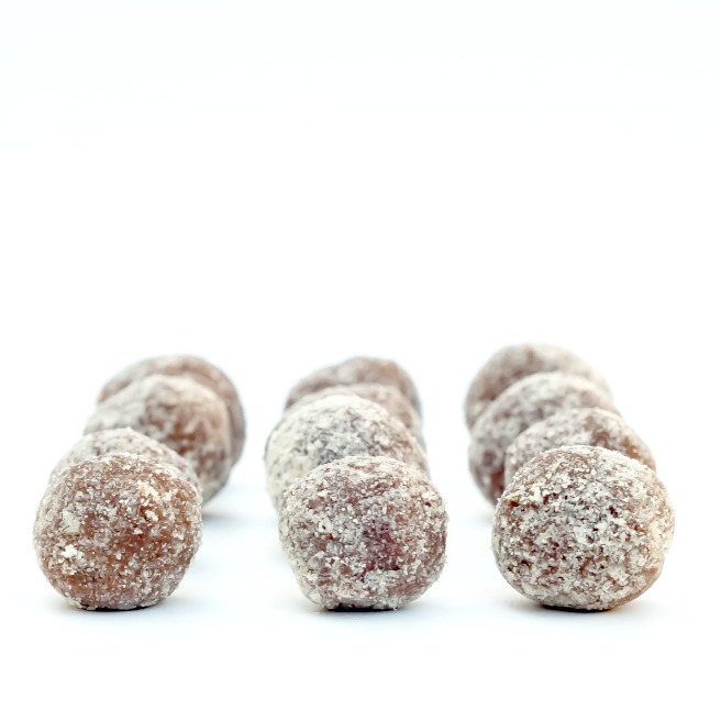 These Dates, Pecans and Coffee Bliss Balls are smooth in texture and offer a much more defined flavour… an ideal chocolate replacement but much healthier and not as sweet. The coffee flavour really comes through so if you are a coffee lover they might be perfect for you.