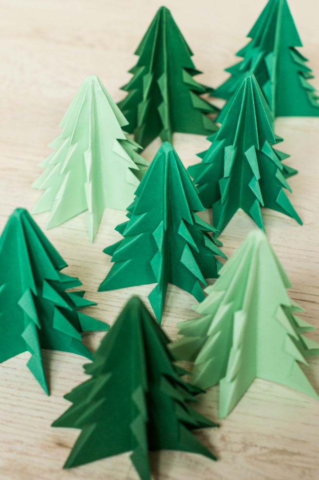 It's Beginning To Look A Lot Like Christmas – DIY Christmas – a selection of lovely festive crafts which will make your home ready for the season. 
