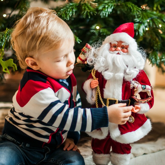 10. Baby #ootd – Feeling Festive