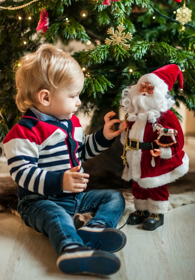 9. Baby #ootd – Feeling Festive