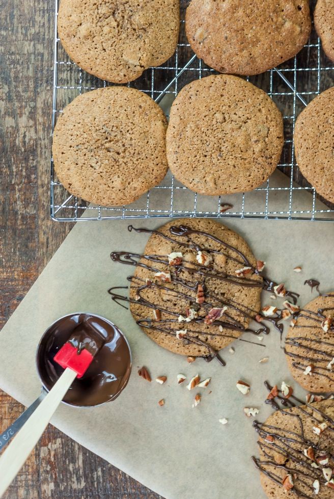Soft and chewy, those coffee, chocolate and pecans cookies offer a great treat; an irresistible flavour combination for any time that you need a pick me up.