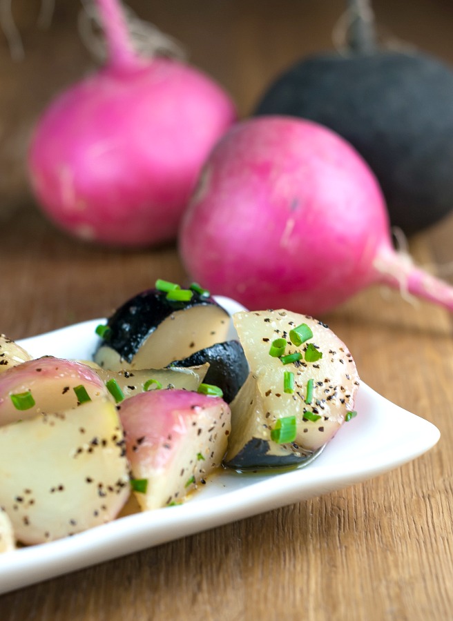 Soft, sweet and buttery with a spicy finish, this recipe for honey & pepper braised radishes will make a wonderful starter, side dish or even a main dish for any vegetable lovers out there.