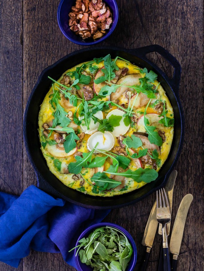 pear-and-apple-frittata-with-walnuts-goats-cheese-and-honey