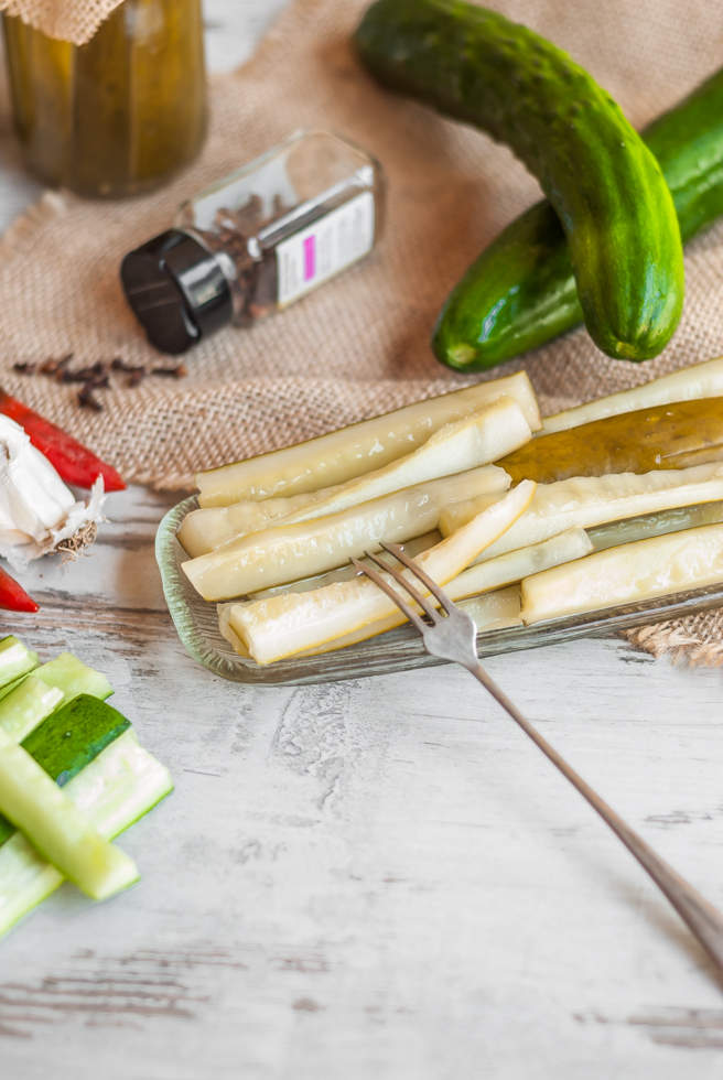 Crisp with a lovely vinegary bite and a slight chilli kick, these pickled cucumbers sticks will light up any meal.