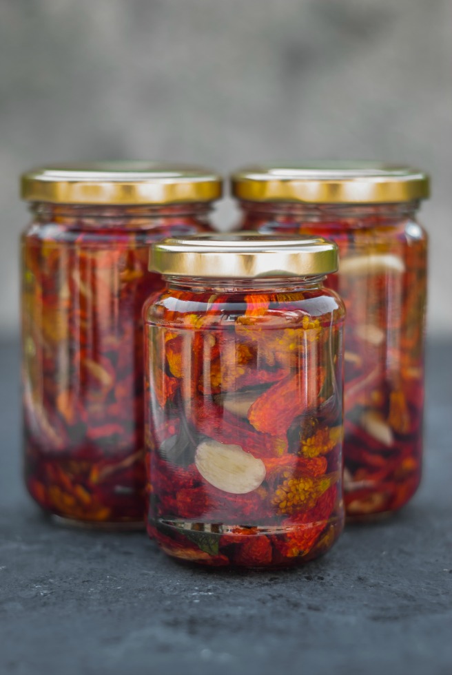 With a super intense tomato flavour and just a hint of basil and garlic, these sun dried tomatoes are the perfect addition to bring back summertime memories during those long cold winter days.
