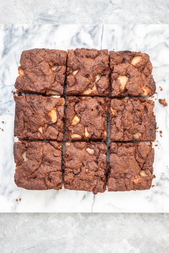 The perfect fusion between a brownie and a cake – crisp, crumbly outside meets moist, yet fudgy and gooey middle; deep rich chocolate meets sweet aromatic pear… a match made in heaven!